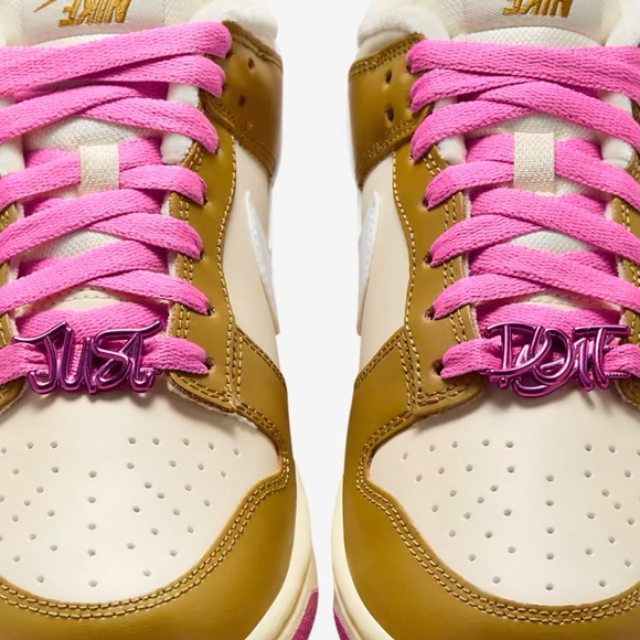 Nike Dunk Low SE - Picture 5 of 6